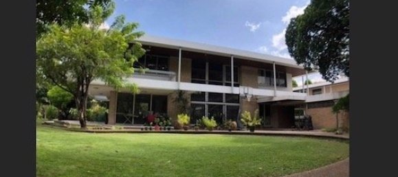 4 bedrooms Cafe / restaurant in Bangkok, Thailand No. 2675 10