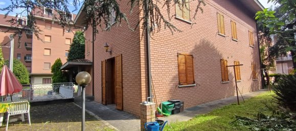 7 rooms House in Vignola, Italy No. 295654 23