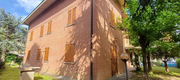 7 rooms House in Vignola, Italy No. 295654 13