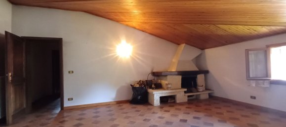 7 rooms House in Vignola, Italy No. 295654 9