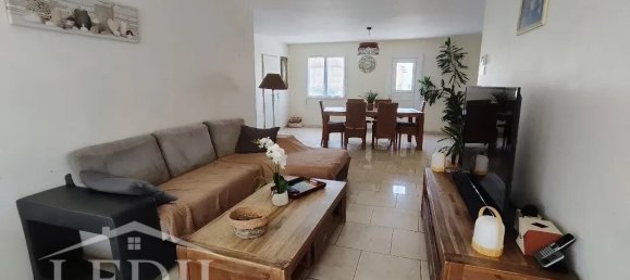 4 bedrooms House in Laroque-Timbaut, France No. 358000 4