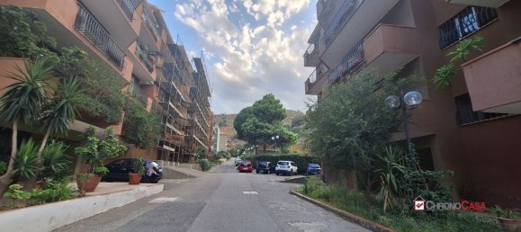 4 rooms Apartment in Messina, Italy No. 105236 2