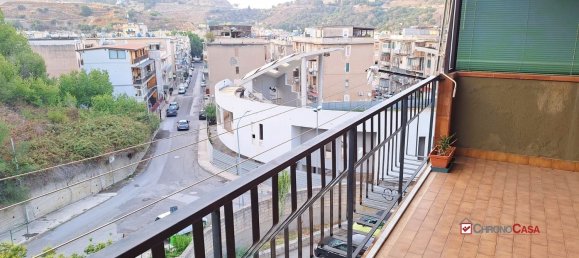 4 rooms Apartment in Messina, Italy No. 105236 31