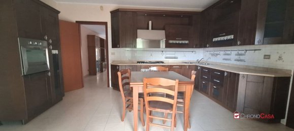 4 rooms Apartment in Messina, Italy No. 105236 7