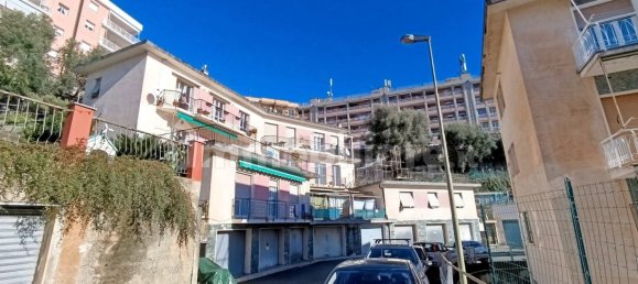 2 bedrooms Apartment in Varazze, Italy No. 92376 3