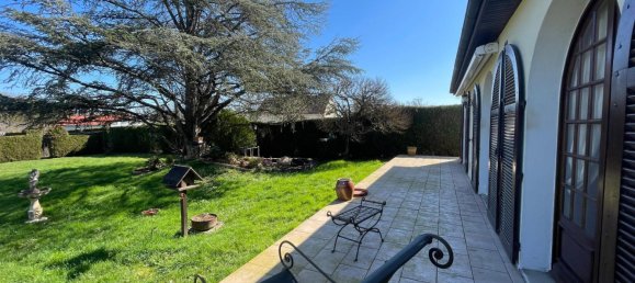 3 bedrooms House in Chateauroux, France No. 92635 3