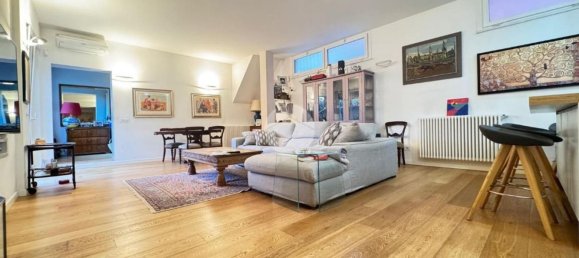 5 Schlafzimmer Wohnung in Rome, Italy, Nr. 341803 8