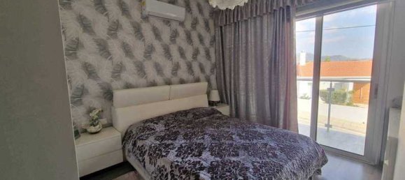 5 bedrooms Villa in Parekklisia, Cyprus No. 7280 10