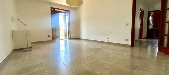 4-salle Duplex à Pozzuoli, Italy No. 295700 5