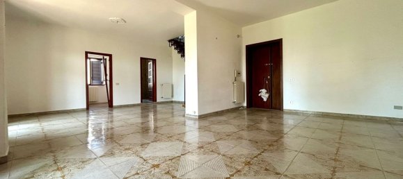 4-salle Duplex à Pozzuoli, Italy No. 295700 7