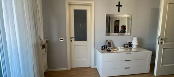 Дом с 5 комнатами в Кальчинато, Италия № 131567 44