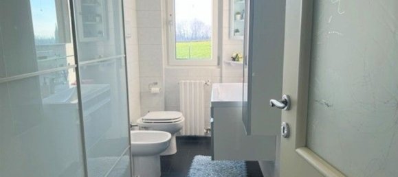 Дом с 5 комнатами в Кальчинато, Италия № 131567 26