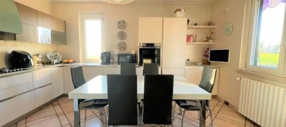 Дом с 5 комнатами в Кальчинато, Италия № 131567 5