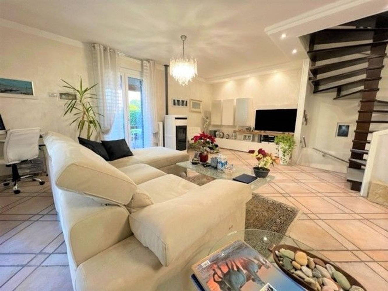 5 rooms House in Calcinato, Italy No. 131567