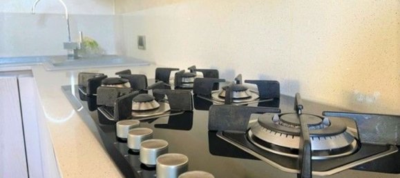 Дом с 5 комнатами в Кальчинато, Италия № 131567 9