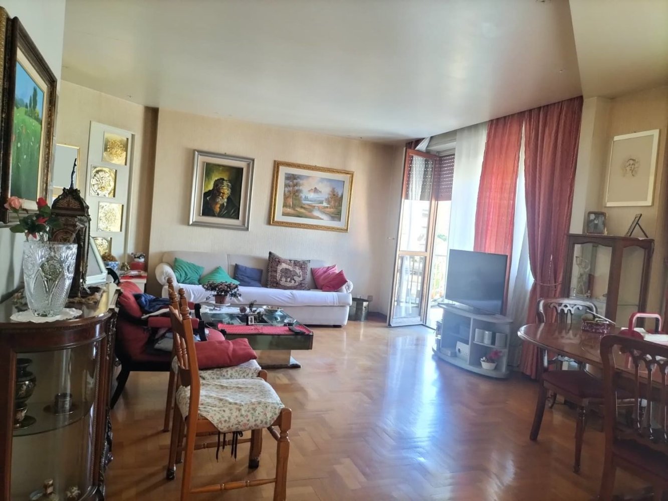 Apartamento de 5 dormitorios en Palermo, Italy No. 375190