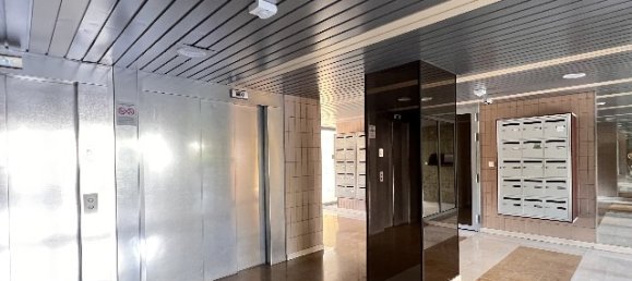 4 bedrooms Apartment in Villeurbanne, France No. 295144 16