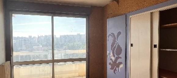 4 bedrooms Apartment in Villeurbanne, France No. 295144 6