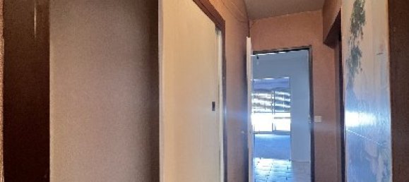 4 bedrooms Apartment in Villeurbanne, France No. 295144 5