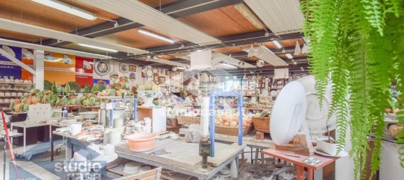 Склад 626м² в Лоди, Италия № 373831 11