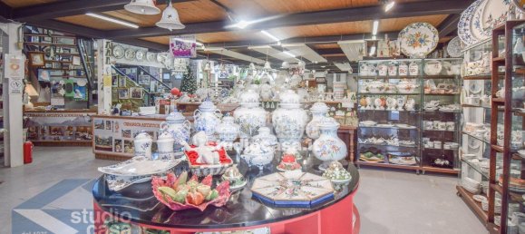 Склад 626м² в Лоди, Италия № 373831 4