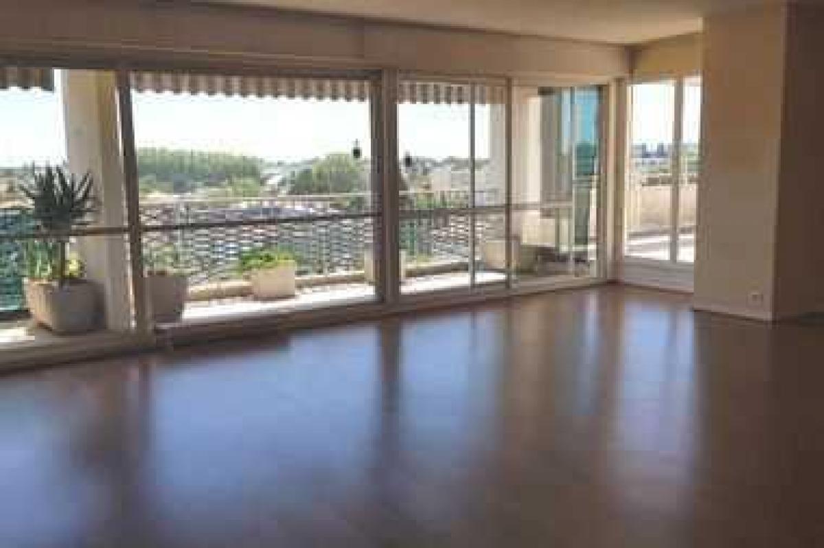 Condominio de 3 dormitorios en Bordeaux, France No. 11301