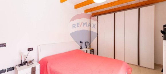 Villa de 5 divisões em Pianella, Italy N.º 41211 44