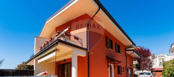 Villa de 5 divisões em Pianella, Italy N.º 41211 4