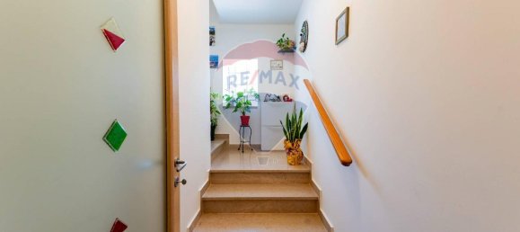 Villa de 5 divisões em Pianella, Italy N.º 41211 32