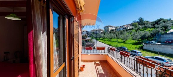 Villa de 5 divisões em Pianella, Italy N.º 41211 49