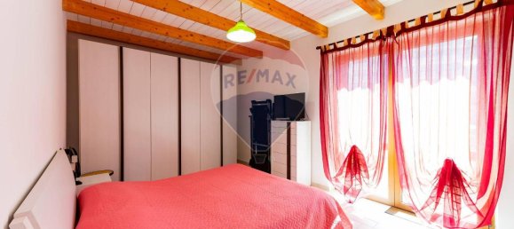 Villa de 5 divisões em Pianella, Italy N.º 41211 42