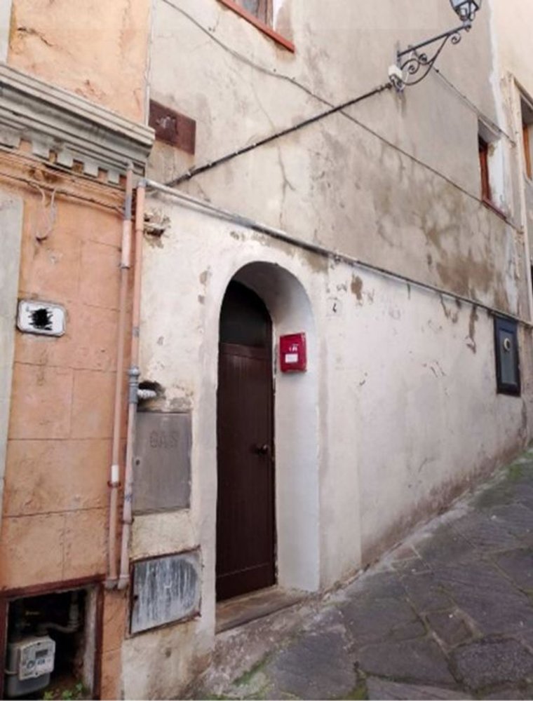 3 rooms Apartment in Fucecchio, Italy No. 283049