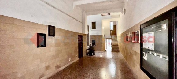 1 bedroom Apartment in Bari, Italy No. 335678 3