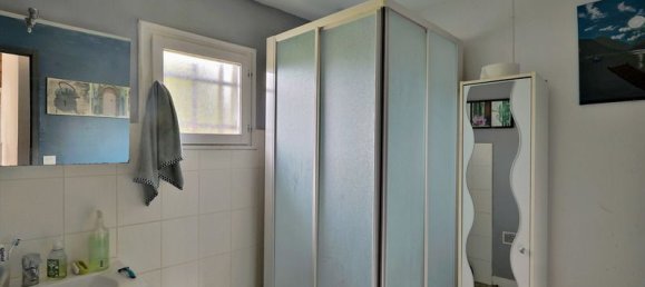 3 bedrooms House in Vierzon, France No. 252513 6