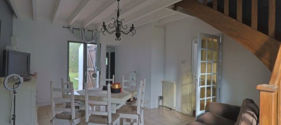 3 bedrooms House in Vierzon, France No. 252513 2