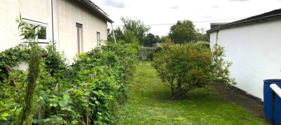 Land in Leipzig, Germany No. 342393 9