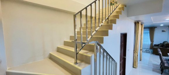 3 bedrooms Cafe / restaurant in Pattaya, Thailand No. 8013 25