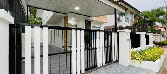 3 bedrooms Cafe / restaurant in Pattaya, Thailand No. 8013 4