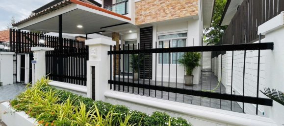 3 bedrooms Cafe / restaurant in Pattaya, Thailand No. 8013 3