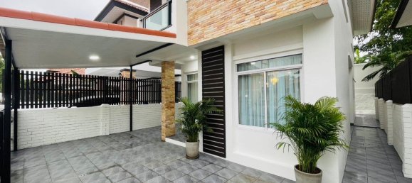 3 bedrooms Cafe / restaurant in Pattaya, Thailand No. 8013 5