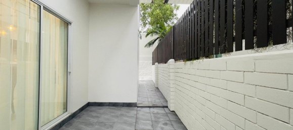 3 bedrooms Cafe / restaurant in Pattaya, Thailand No. 8013 11