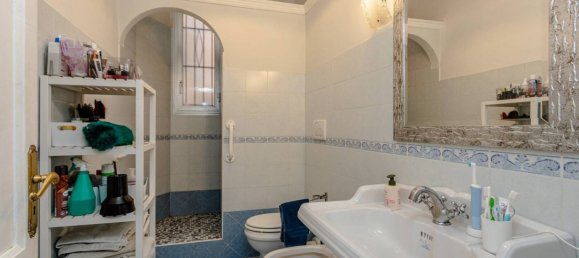 2 Schlafzimmer Wohnung in Bologna, Italy, Nr. 342842 4