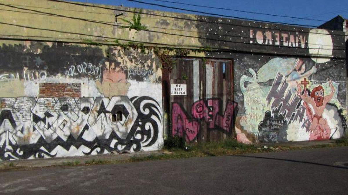  Land in Quilmes, Argentina No. 38144