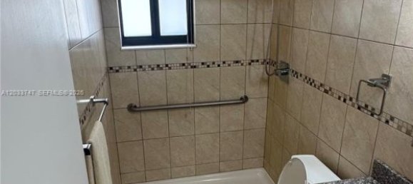 3 dormitorios villa en alquiler en Miami, Miami-Dade, Florida, USA № 614956 6
