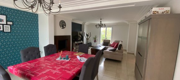 4 bedrooms House in Bornel, France No. 90105 4