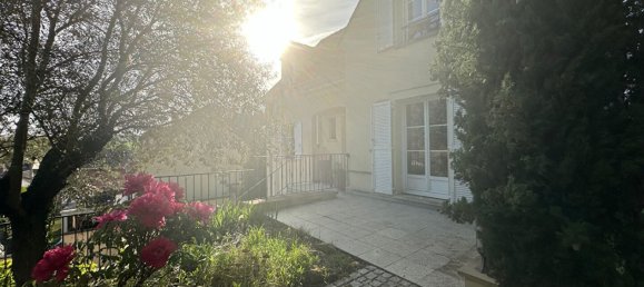 4 bedrooms House in Bornel, France No. 90105 11