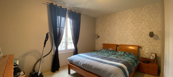 4 bedrooms House in Bornel, France No. 90105 12