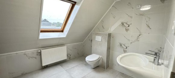 5-salle Maison de ville à Rhein-Hunsruck, Germany No. 370882 16