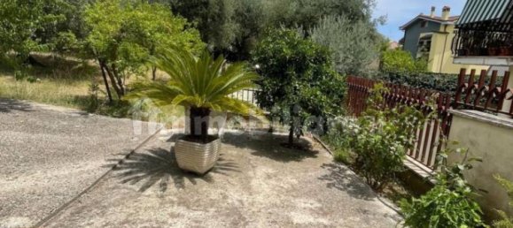 2 bedrooms Penthouse in Monterotondo, Italy No. 304897 20