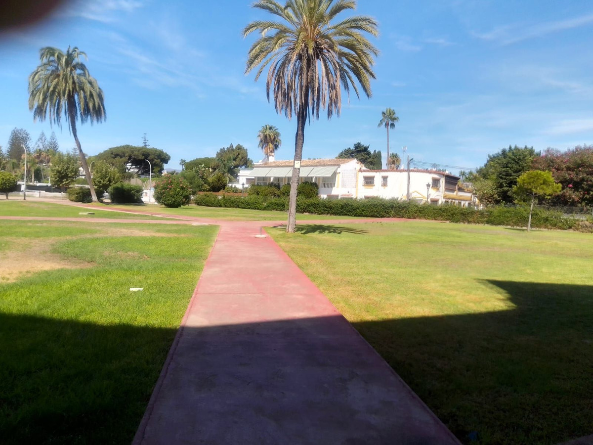 Imóvel comercial T2 em Marbella, Spain N.º 217456